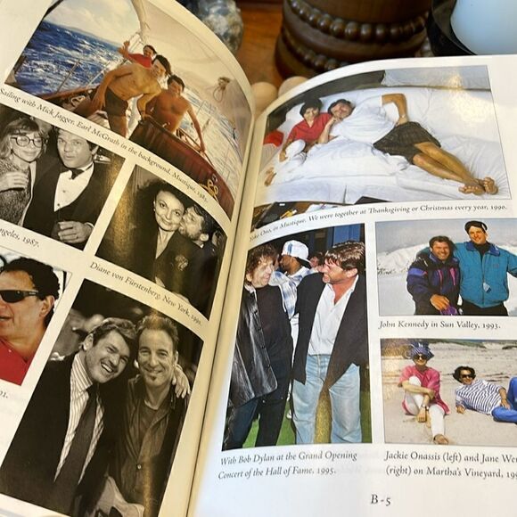 Jann S. Wenner - Like a Rolling Stone: A Memoir - Picture 6 of 6